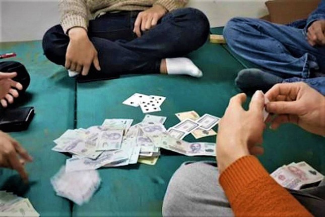 Chắn Phỏm Bách Chiến Bách Thắng - Bí Quyết Nắm Vững Luật Chơi